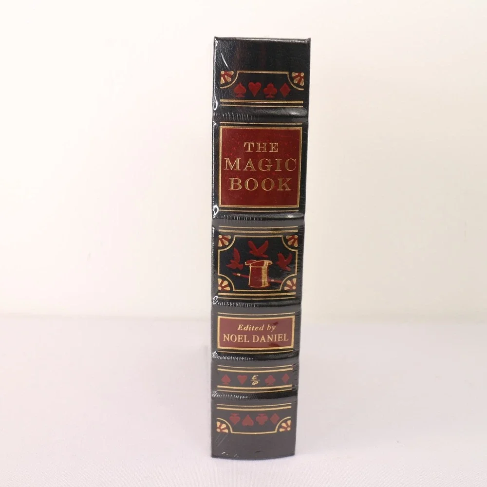 The Magic Book Safe by Noel Daniel Hidden Storage Secret Diversion New Sealed